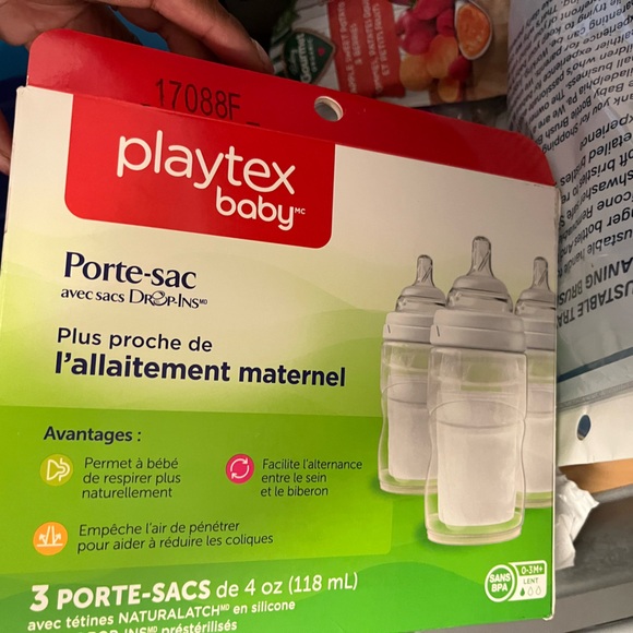 Brand new in box plates baby bottles - Picture 1 of 2